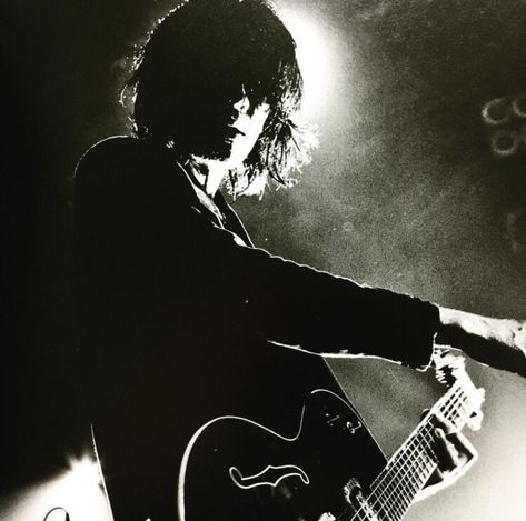 REBELIISH NYC T-SHIRT